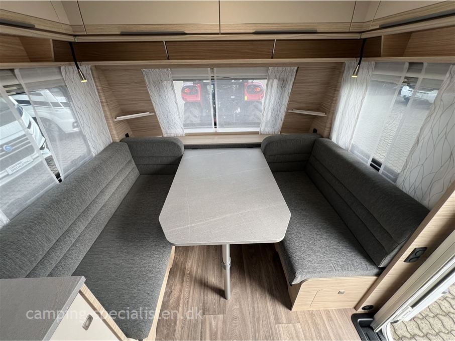 Fendt Bianco Activ 515 SGE